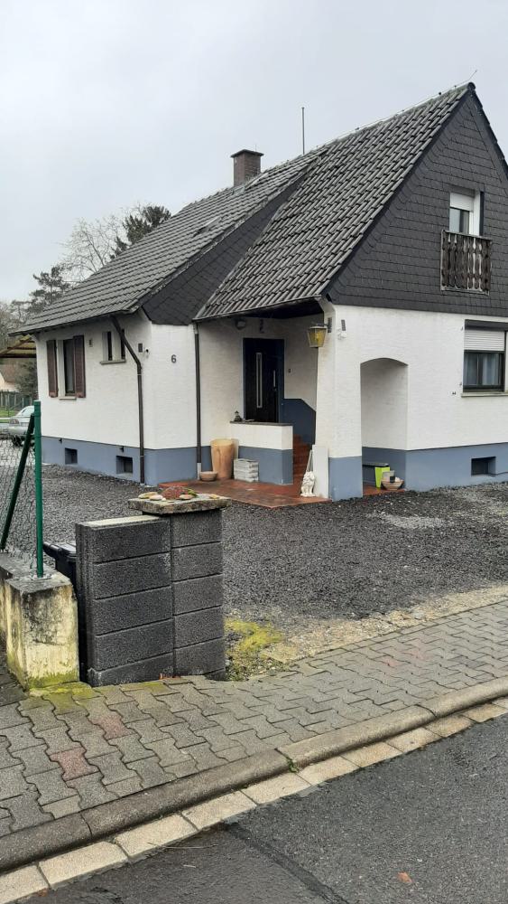 Harxheim Zellertal: Ruhig gelegenes EFH mit Pool und Garage - Bild# 12