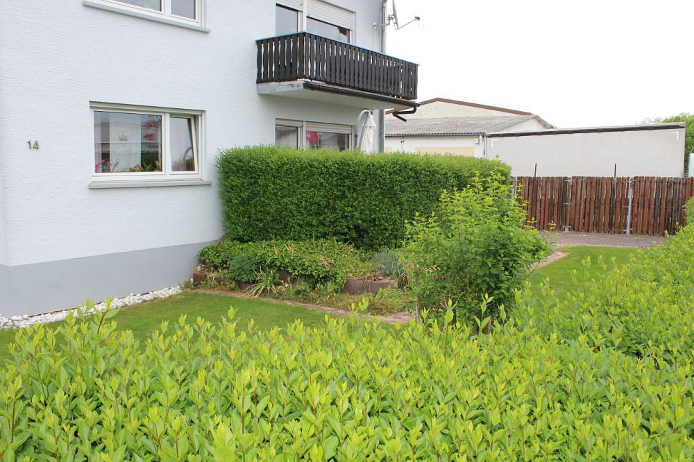 Gepflegtes 2-Familienhaus mit Garten - Bild# 8